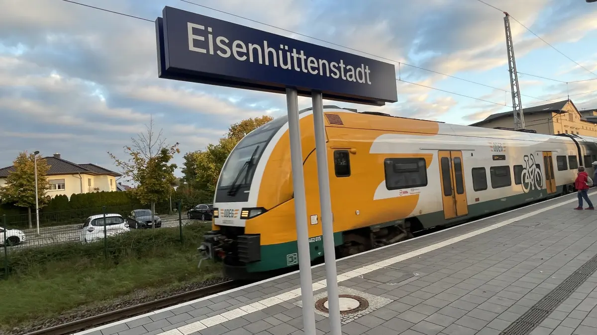 Mit dem Fahrplanwechsel wird das Angebot an direkten Zugverbindungen von Eisenhüttenstadt nach Berlin eingedampft. Und das ist nicht die einzige Verschlechterung für Pendler