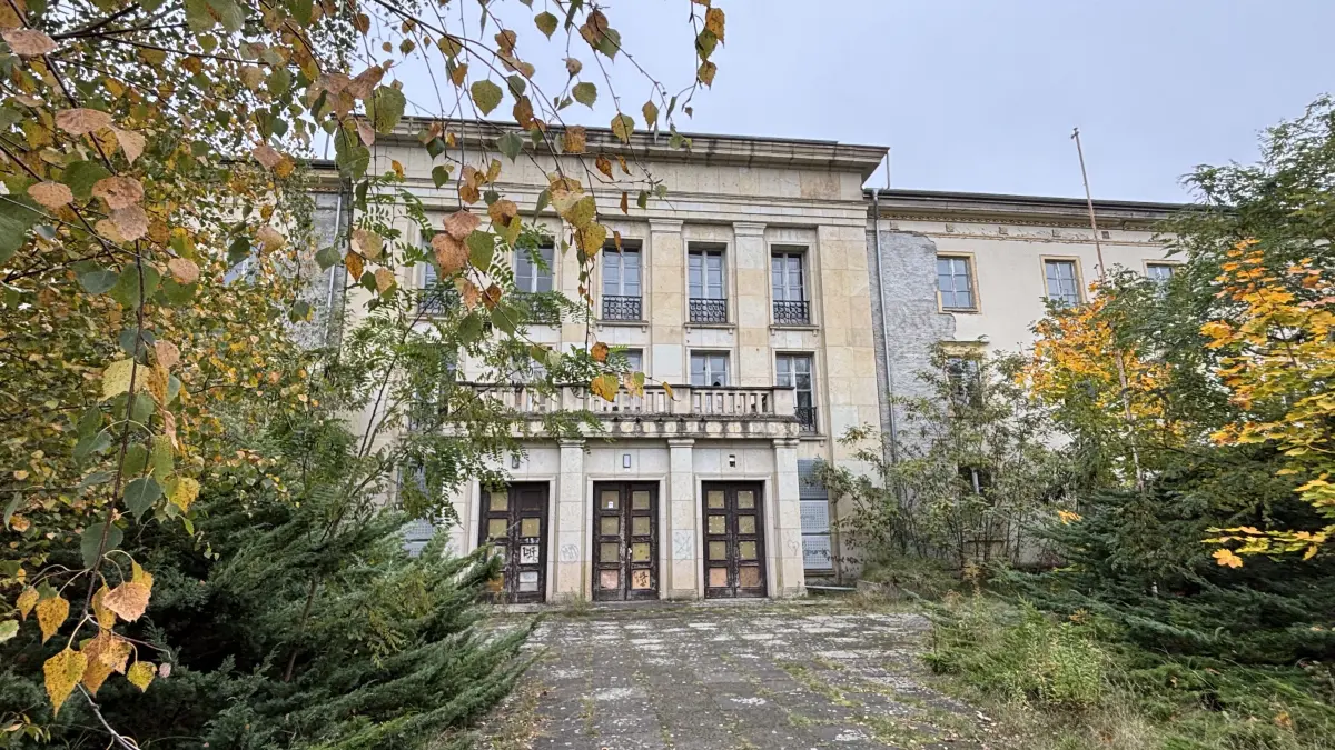 Gebäude mit einer langen Geschichte: Die Gemeinde Wandlitz hat zwei Jahre die Nutzungsrechte für das Areal Bogensee übernommen.