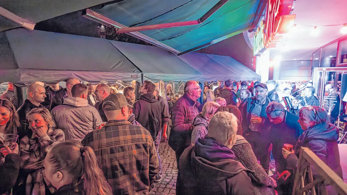 (ohne Überschrift): Das Diebels ist immer ein Garant für eine gute Kneipennacht-Party.