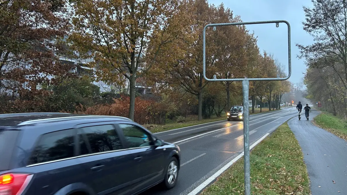 In Erkner ist an der L30 (Neuzittauer Straße) erneut ein Ortsschild verschwunden.