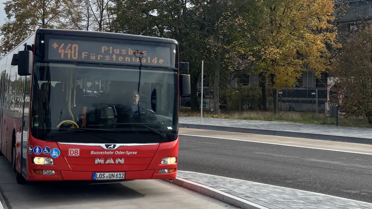 Plusbus440