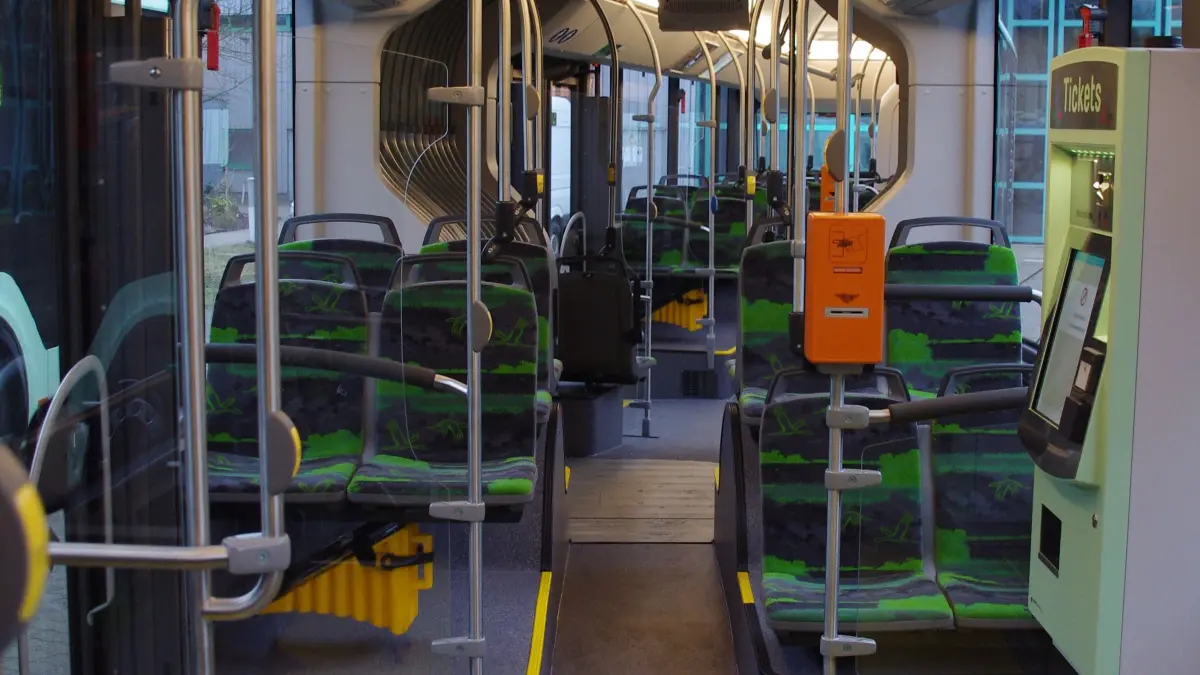 Bus-Innenraum: Bus-Innenraum: SVF hat zehn neue Erdgas-Busse.