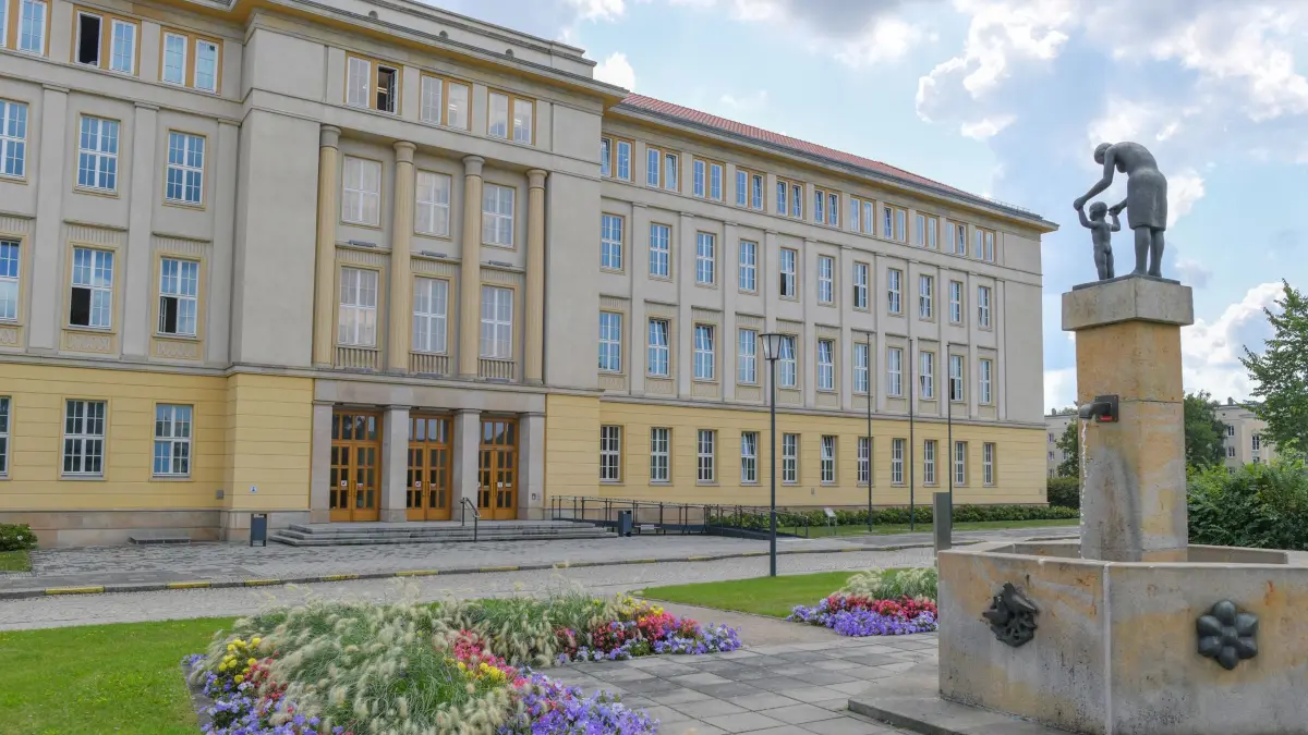 Rathaus Eisenhüttenstadt