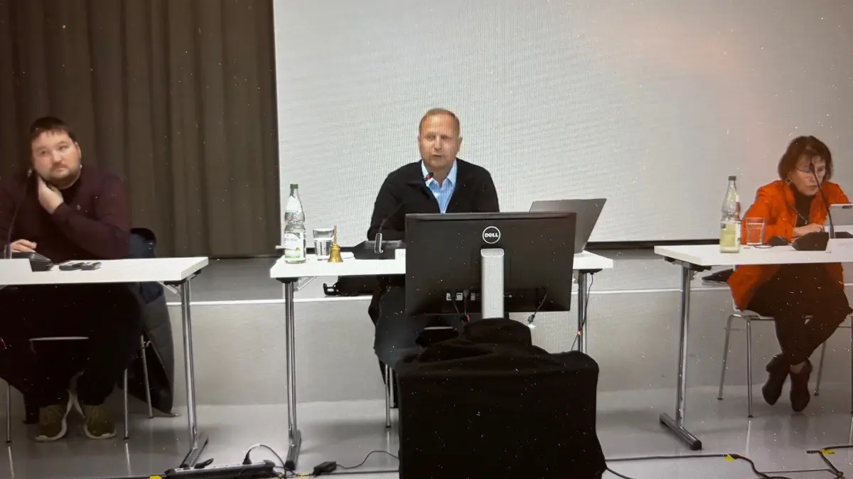 Sitzung SVV Velten Stadtparlament wegen Bürgermeisterwahl 20. November 2025