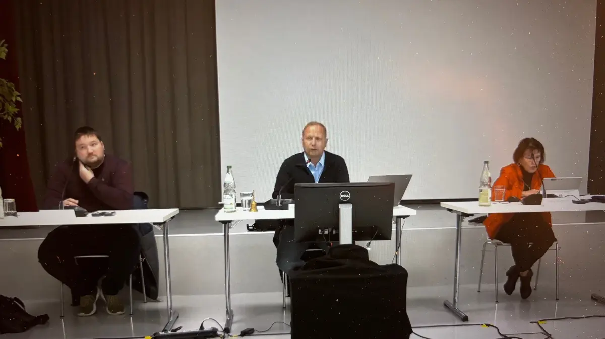 Sitzung SVV Velten Stadtparlament wegen Bürgermeisterwahl 20. November 2025