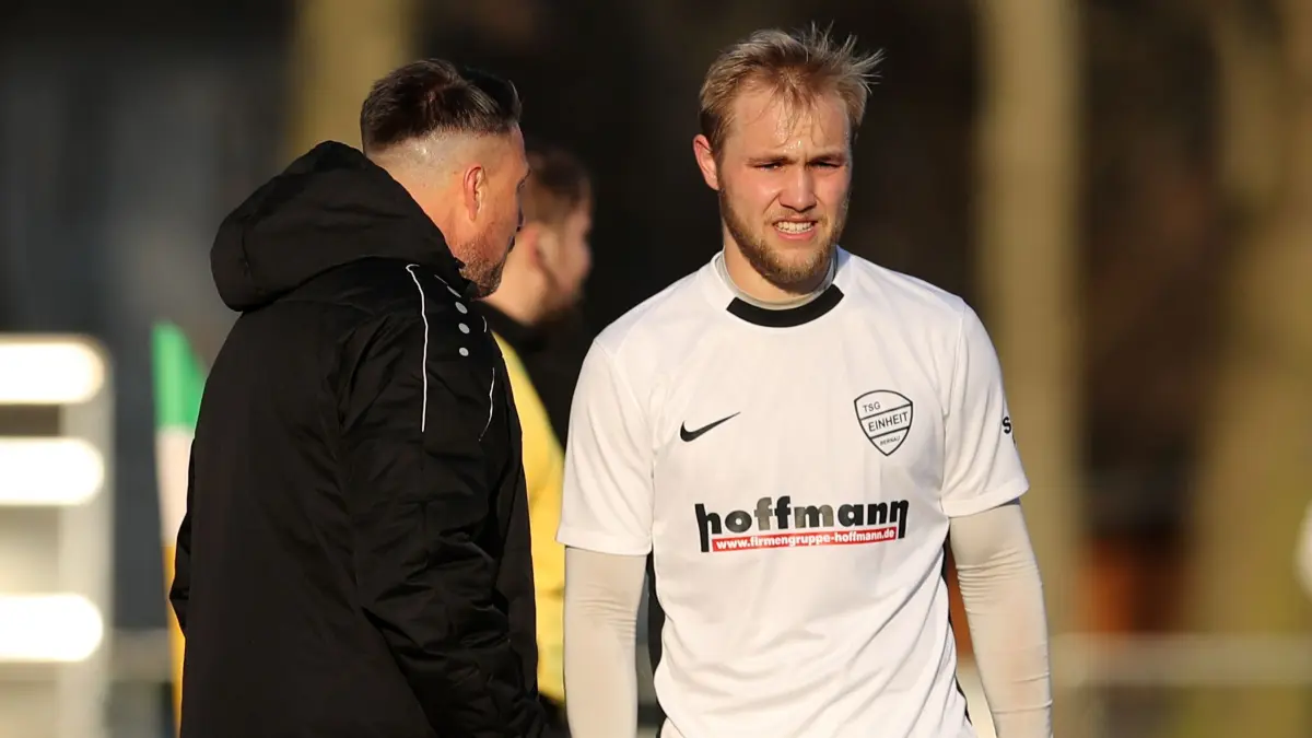Bernau, 22.11.25, FB BBL, 12. ST: TSG Einheit Bernau - Oranienburger FC Eintracht 1:1, Jannis Theodor