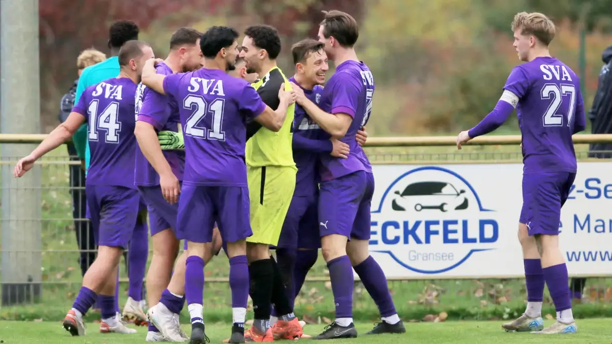 Werden die Veilchen aus Altlüdersdorf nach dem 13. Spieltag der Fußball-Brandenburgliga gegen den Tabellenletzten Blau-Weiß Petershagen-Eggersdorf erneut jubeln? Zuletzt gab es einen 3:2-Erfolg beim Aufsteiger Eintracht Miersdorf/Zeuthen.