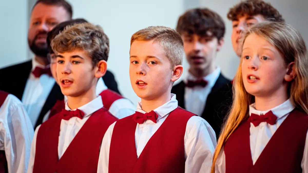 Knabenchor der Singakademie Frankfurt 2023: Knabenchor der Singakademie Frankfurt (Oder), Herbst 2023. Foto: Knabenchor/Jiawei Zhang