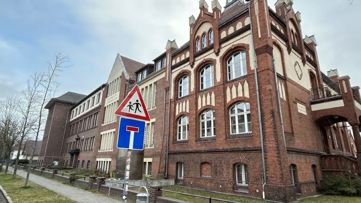 Das Humboldt-Gymnasium in Eichwalde