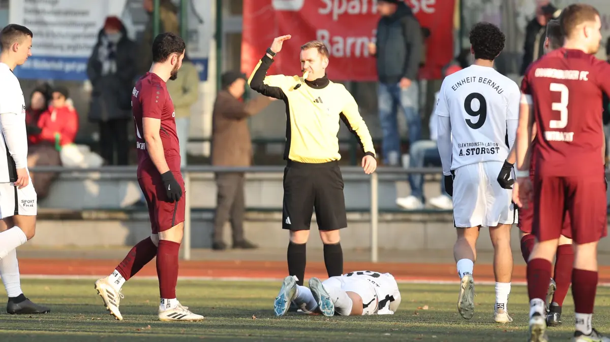 Auf Bernauer Seite waren im letzten Spiel gegen den Oranienburger FC zwei Verletzte zu beklagen. Aber auch der OFC blieb vom Verletzungspech nicht verschont.