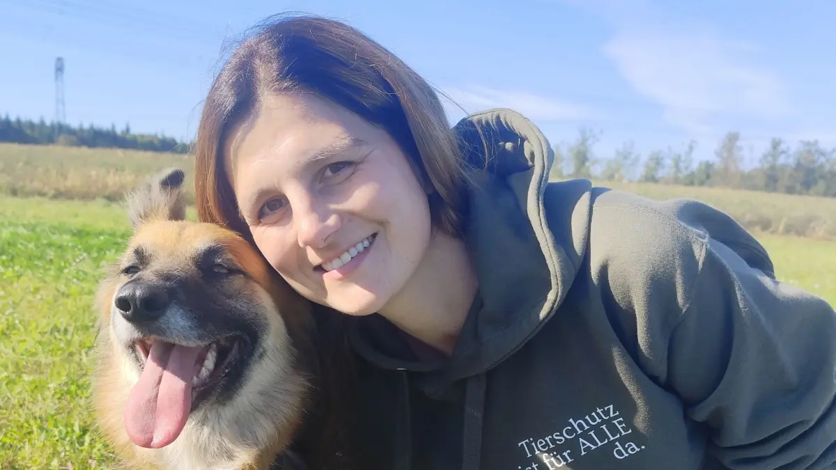 Jenny Bentin engagiert sich ehrenamtlich für Hunde in Not - sowohl in der Uckermark als auch international.