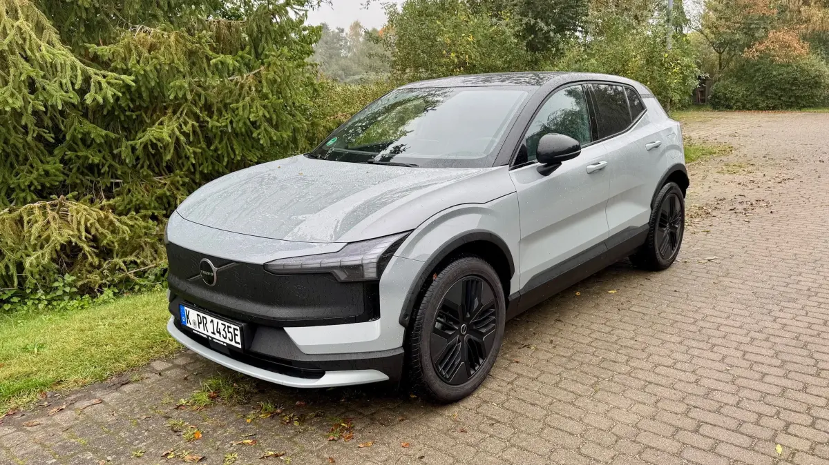Volvo EX30 Cross Country