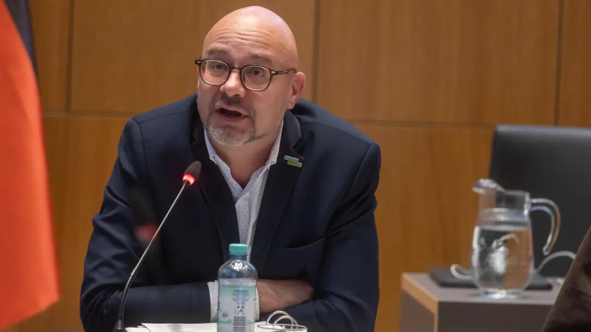 Die erste Stadtverordnetenversammlung mit dem neuen OB Axel Strasser ist Geschichte.
