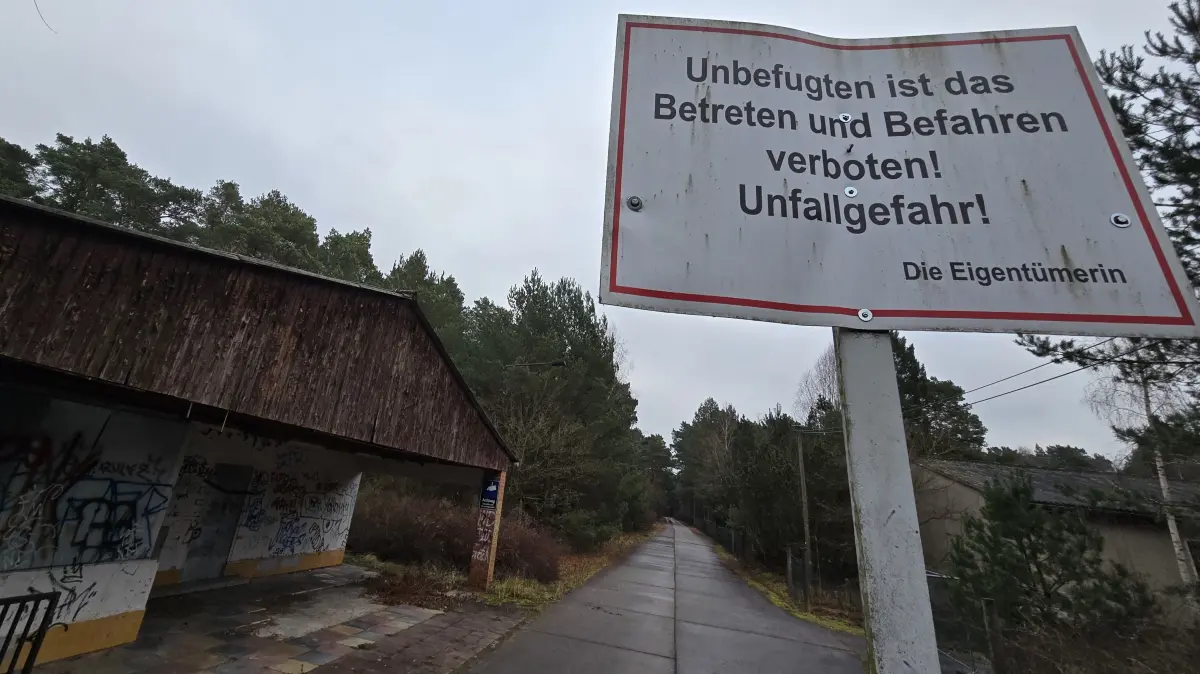 Ehemalige NVA Kaserne in Niederlehme bzw. Ziegenhals, Ortsteil Königs Wusterhausen