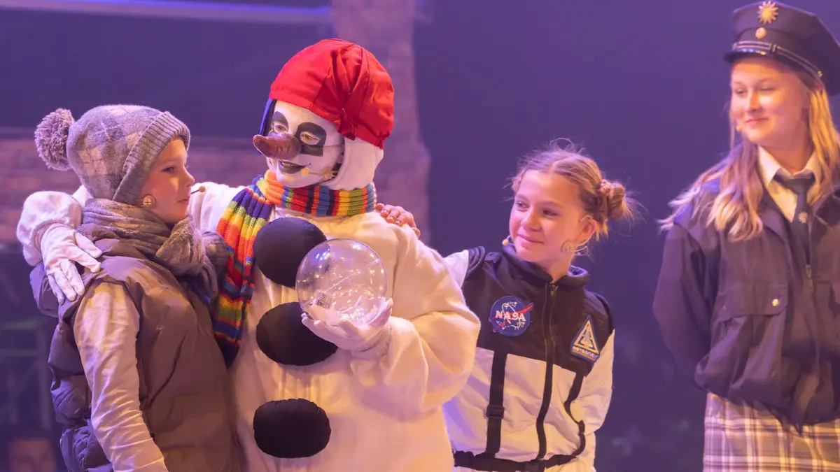 HONORARPFLICHTIG- Kindermusical -Snowy- Generalprobe am 6.2.2025 im Friedrich-Wolf-Theater in Eisenhuettenstadt
