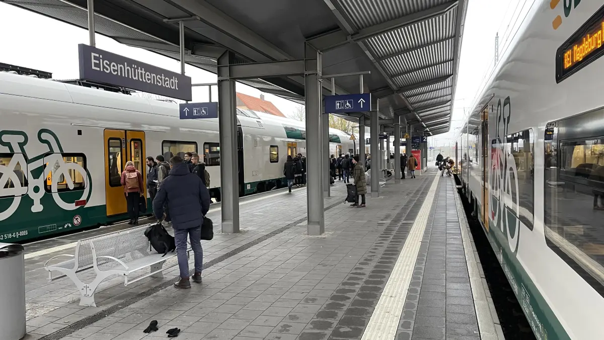 Mit dem Fahrplanwechsel gibt es weniger Direktverbindungen mit dem RE1 zwischen Eisenhüttenstadt und Berlin. Dabei verkehren zwischen Eisenhüttenstadt und Frankfurt immer wieder Leerfahretn.