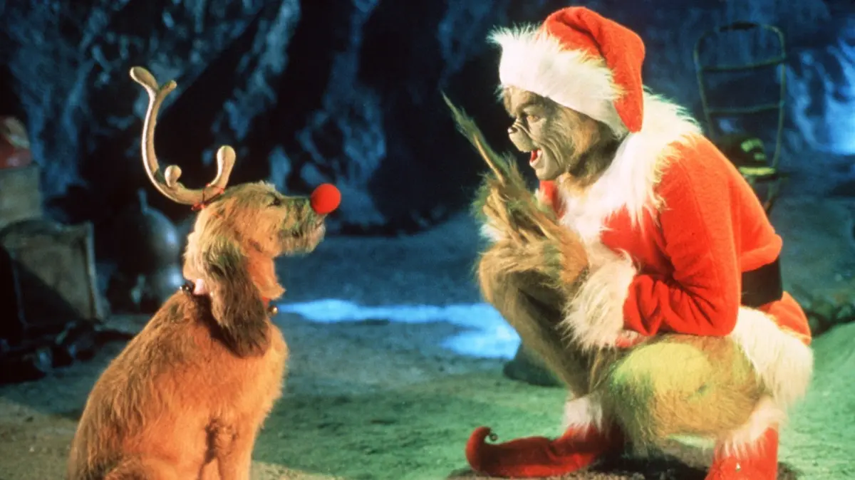Der Film „Der Grinch“ läuft auch 2025 an Weihnachten im Fernsehen. Die Sendetermine im Überblick.