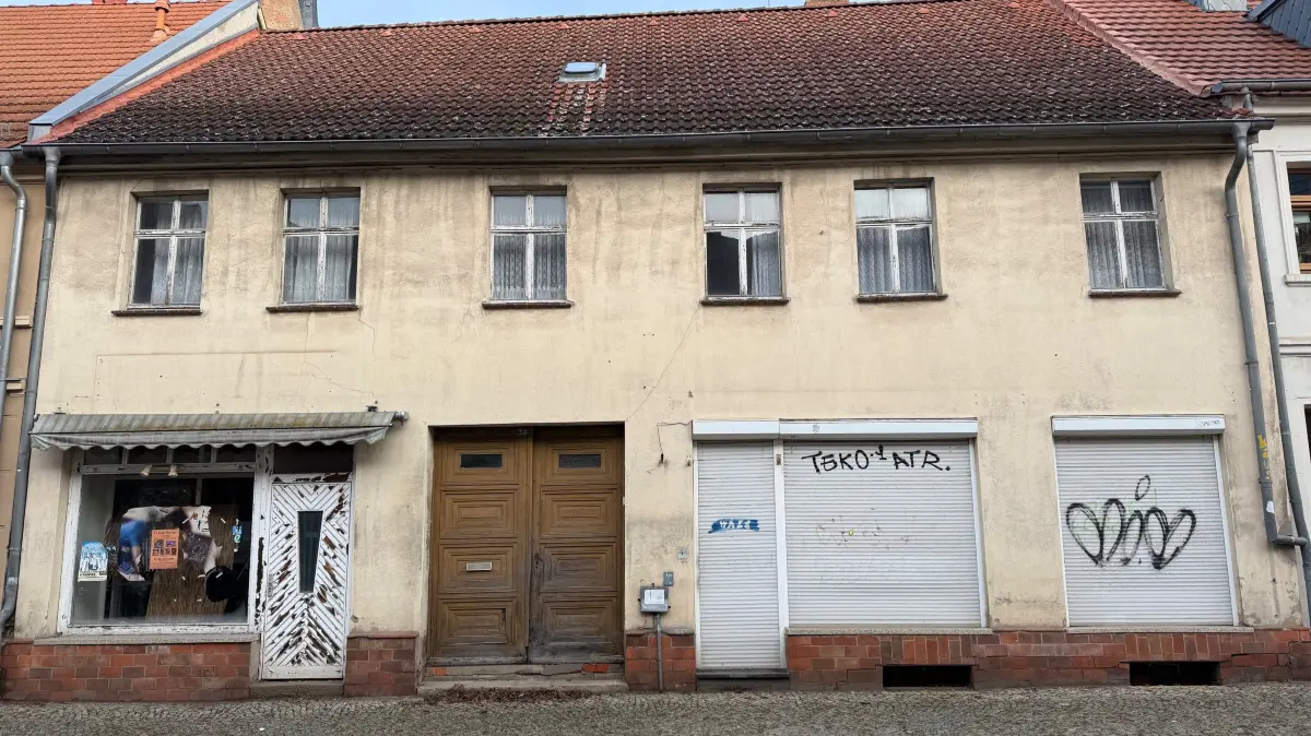 Rudolf-Breitscheid-Straße 23 Gransee, Wohn- und Geschäftshaus steht zum Verkauf