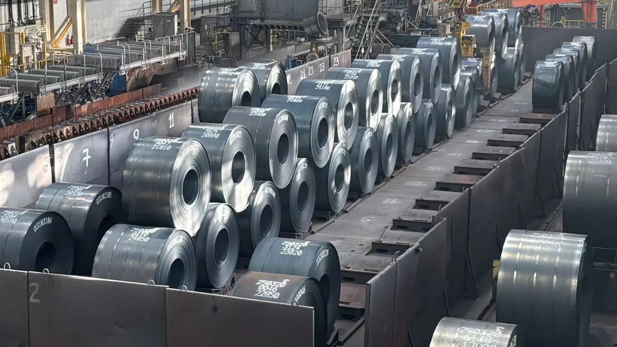 Warmwalzwerk von ArcelorMittal Eisenhüttenstadt im Jahr 2025