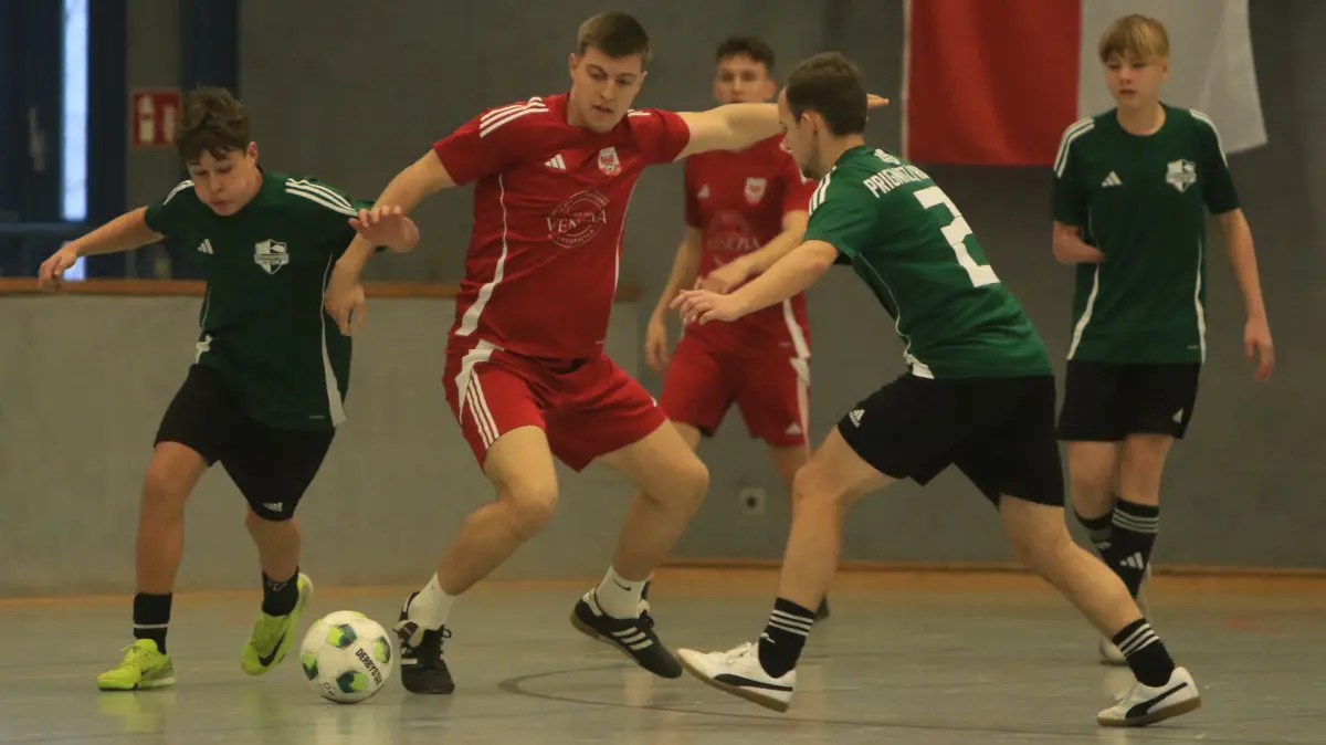 Hallenfußball: Hallenmasters der Schiedsrichter, Sieg an Oberhavel/Barnim vor Prignitz/Ruppin und Uckermark am 3. Januar 2026