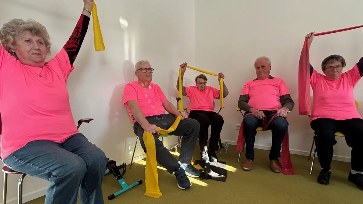 Eröffnung Domino World Hennigsdorf Havelplatz Bürgermeister Thomas Günther Dr. Petra Thees Geschäftsführerin (Mitte) Chrstin Klages Einrichtungsleiterin (rechts) Januar 2026