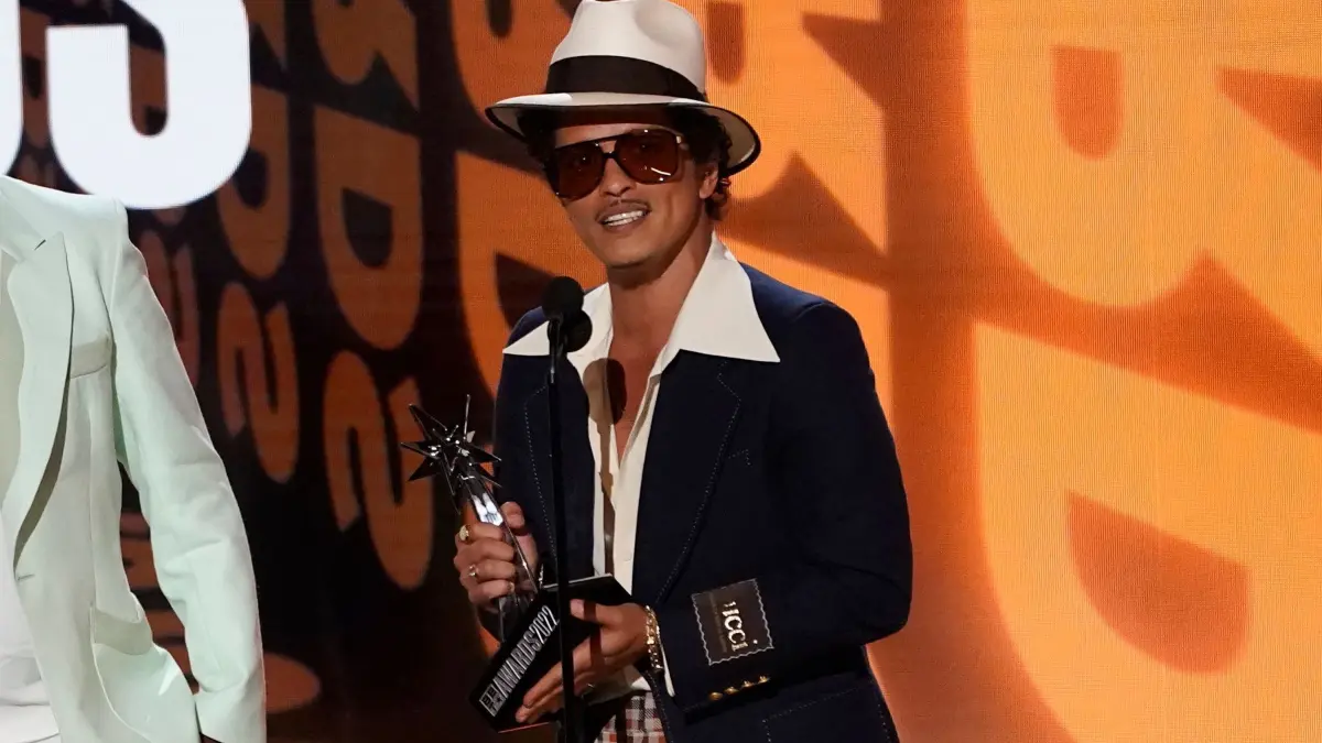 Bruno Mars