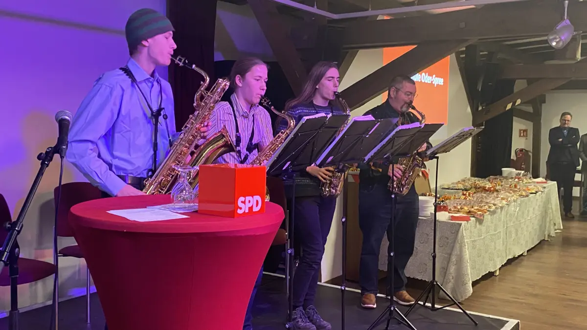 Kultureinlage zum Neujahrsempfang der SPD in Fürstenwalde: ein Quartett der Musikschule Oder-Spree.