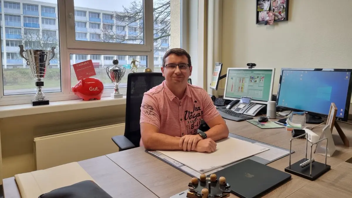 Paul Schröter ist der neue Leiter der Sportschule in Frankfurt (Oder). Was er mit der Schule in Zukunft vor hat.