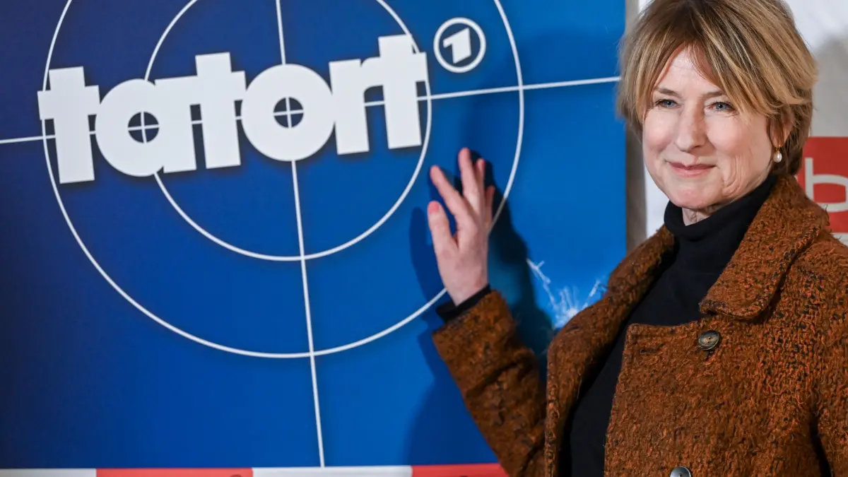 Preview des Krimis „Tatort: Gefahrengebiet“: 21.01.2026, Berlin: Die Schauspielerin Corinna Harfouch kommt zur Preview des Krimis «Tatort: Gefahrengebiet» (Ausstrahlung 1.2. in der ARD)» im Delphi Filmpalast. Foto: Jens Kalaene/dpa +++ dpa-Bildfunk +++