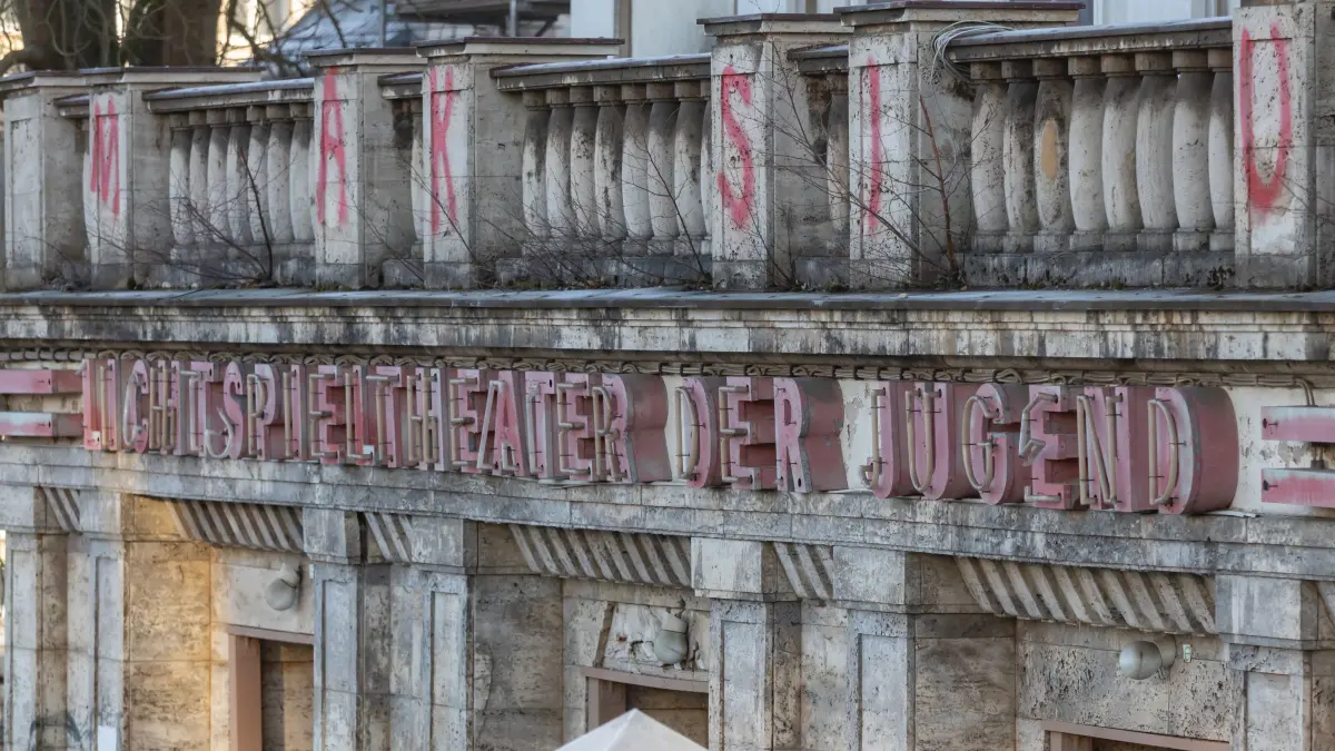 Das alte Kino ist für viele Frankfurter voller Erinnerungen. Bevor es ein Museum wird braucht es aber noch viel Geld.