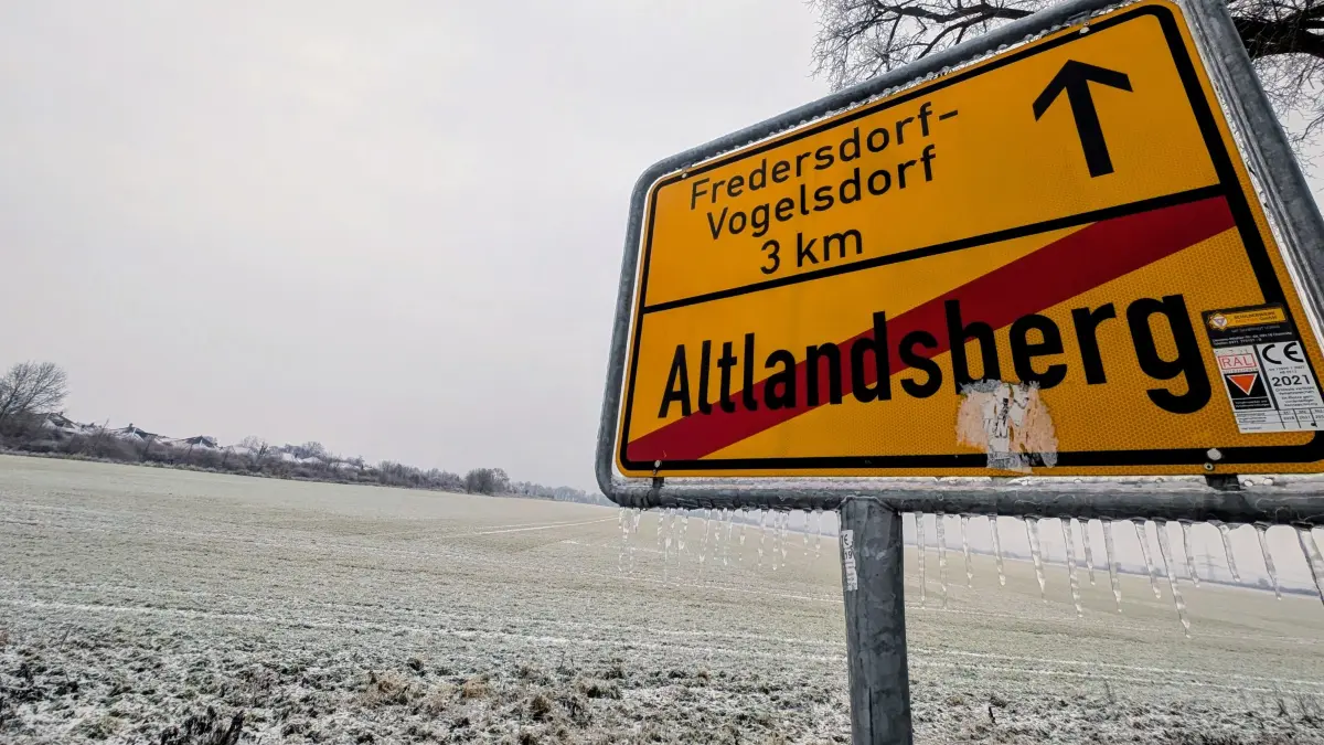 An Ortsausgang östlich der Fredersdorfer Chaussee auf dem Eiskutenfeld soll ein neues Bauprojekt in Altlandsberg entstehen.