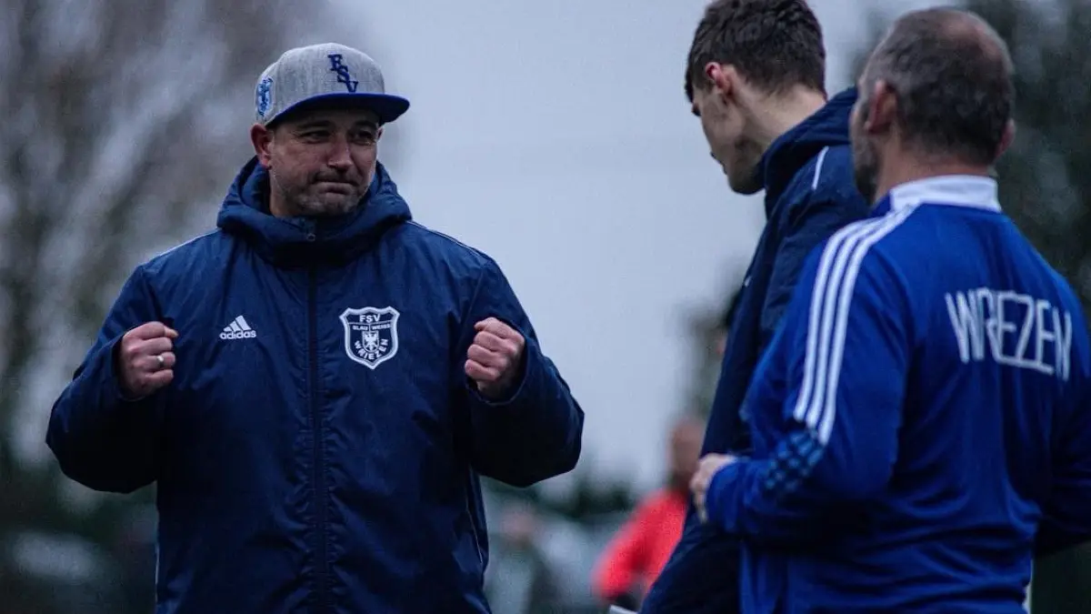Matthias Schade, Trainer vom FSV Blau-Weiß Wriezen muss Abgänge für die Rückrunde hinnehmen, bekommt aber auch Verstärkung.