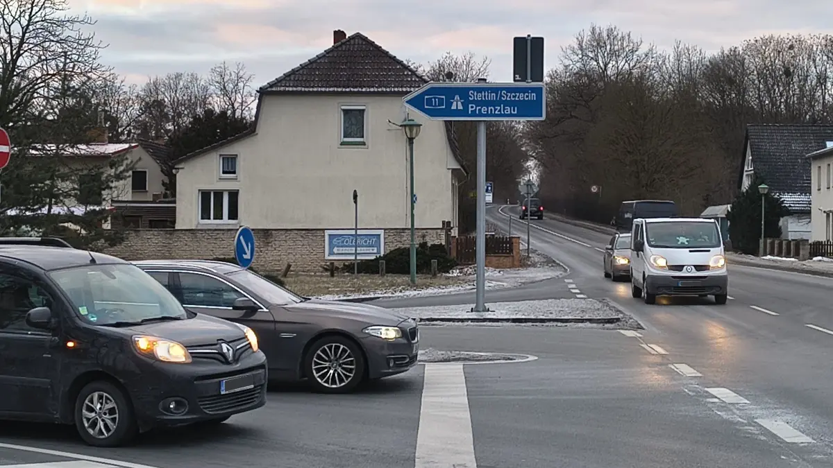 Bisher ein gewohntes Bild in Finowfurt: die Anschlussstelle zur A11 im Februar 2026. Wird sie nach einem eventuellen Neubau noch gebraucht?