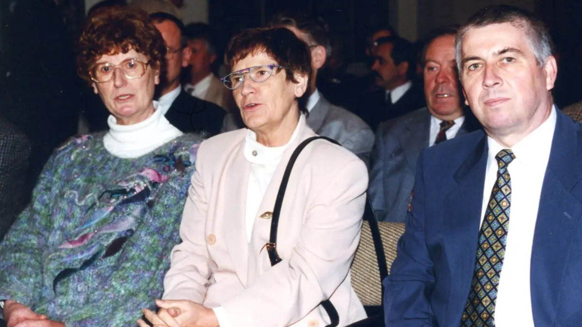 Bürgermeister-Stammtisch am 19. September 1996 in Neuenhagen bei Berlin, von links: Dr. Else Ackermann, Dr. Rita Süssmuth, Klaus Ahrens