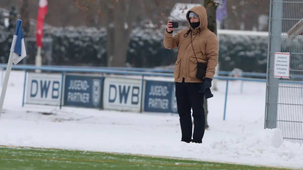 Testspiele in Brandenburg: Beim MSV Neuruppin bündeln sich derzeit die Anfragen, ob Vereine wie der BFC Dynamo den Kunstrasenplatz anmieten können.