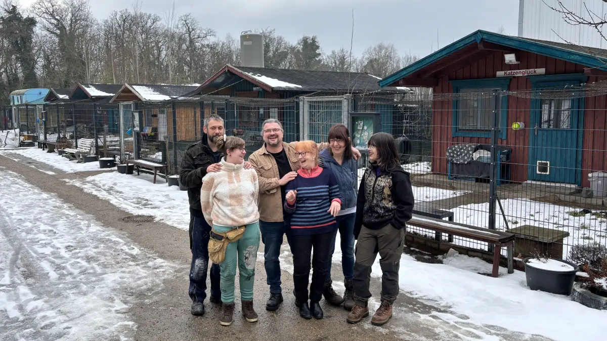 Das Team der Katzenstation Rüdersdorf trotz der vergangenen Monate ist Stimmung gut