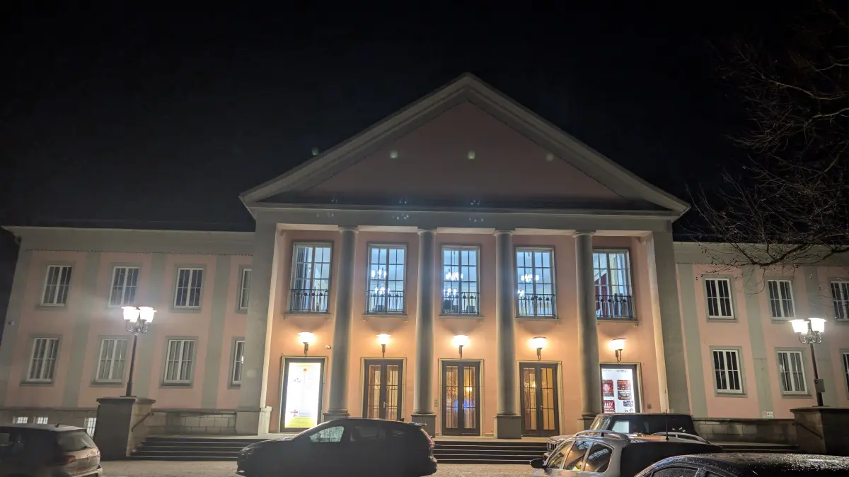 Kulturhaus Seelow. In diesem Jahr wird der fast 70 Jahre alte Kulturtempel der Kreisstadt umfassend saniert. Trotzdem läuft dort ein vielfältiges Kulturprogramm