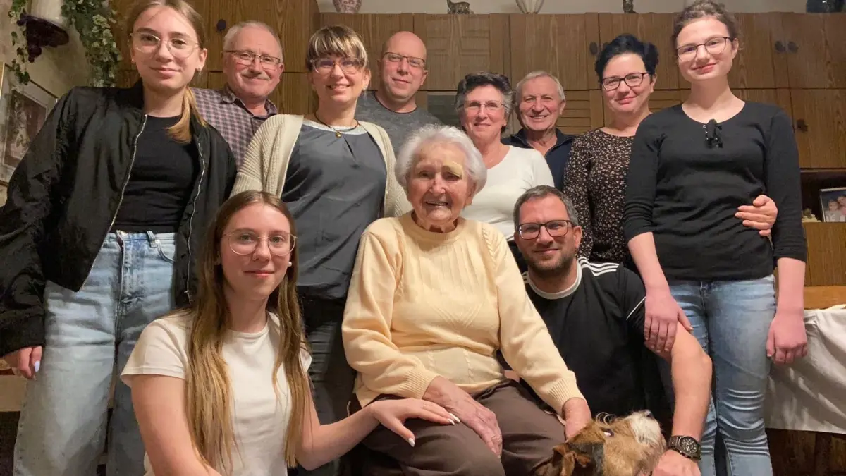Zum 100. alle Lieben um sich versammelt: Erna Butschke feiert am Donnerstag, 19. Februar, ihr großes Jubiläum in Neuhardenberg.