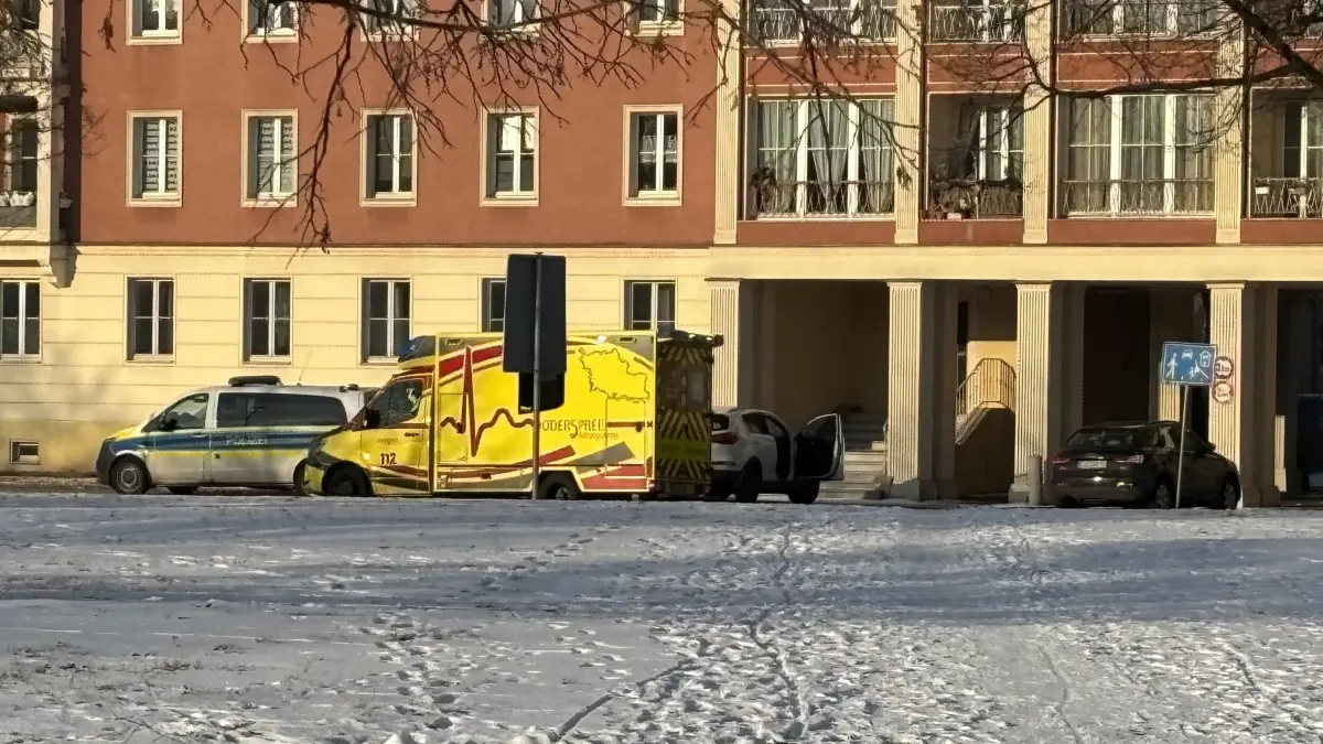 Unfall auf der B112 in Eisenhüttenstadt