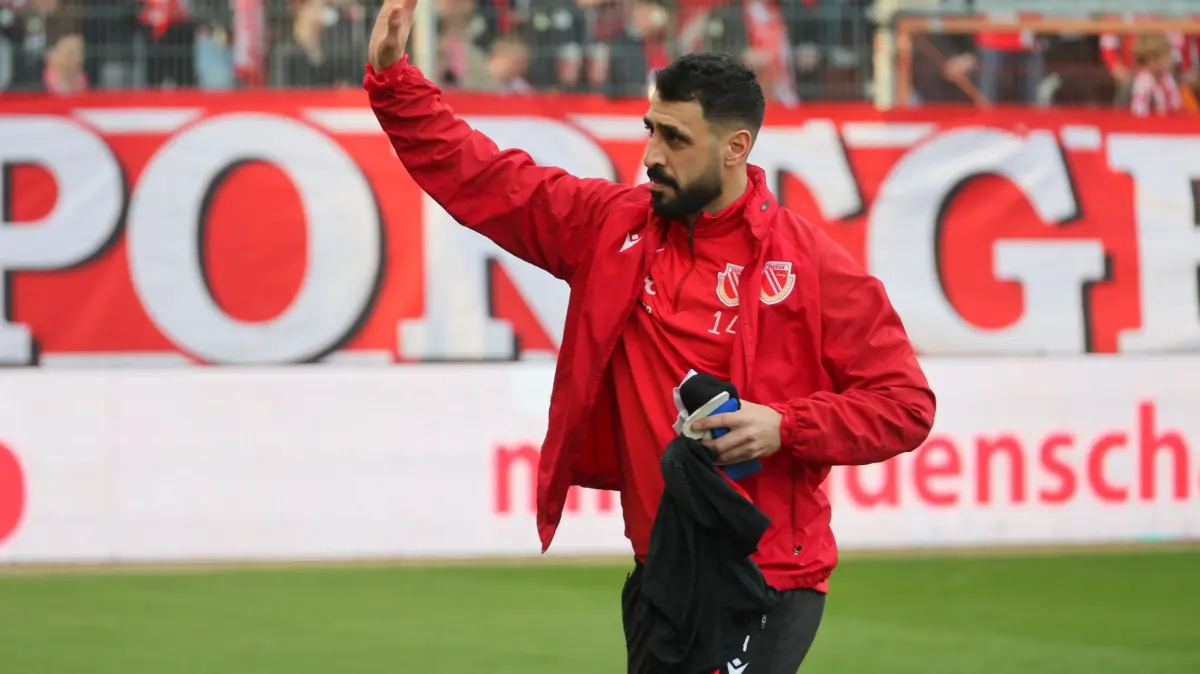 Fussball 3. Liga 2025/2026 FC Energie Cottbus - SC Verl: 14 Tolga Cigerci (Energie Cottbus)
