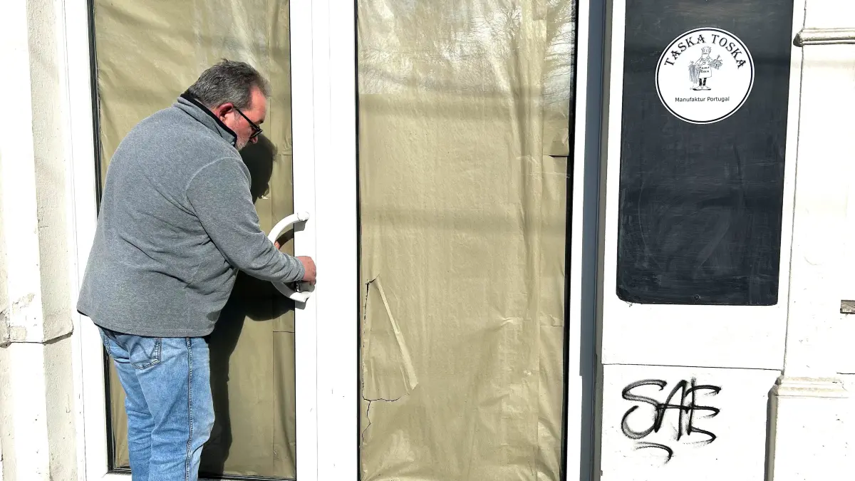 Idee für Eberswalde: Unternehmer André von Marentholz Grade (62) will an der Friedrich-Ebert-Straße 7 die ehemalige Filiale der Landfleischerei mit einem neuen kulinarischen Konzept wiederbeleben.