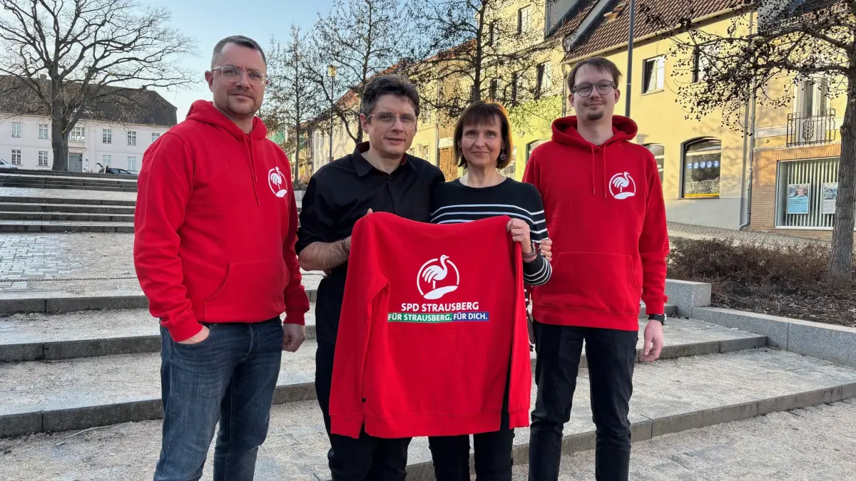 Wollen in Strausberg sichtbarer werden: Die neuen Vorstandsmitglieder der SPD-Ortsgruppe Björn Schwede, Fortunato Di Donato, Doreen Di Donato-Kneppenberg und Alexander Steigerwald (von links nach rechts).