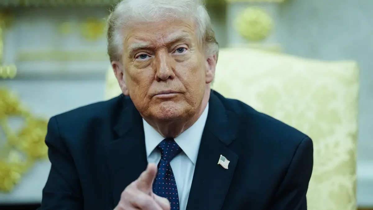 US-Präsident Trump empfängt Bundeskanzler Merz: 03.03.2026, USA, Washington: US-Präsident Donald Trump spricht während eines Treffens mit Bundeskanzler Merz (CDU) im Weißen Haus. Themen sind der Krieg im Iran, der Zollstreit zwischen der EU und den USA gehen, der russische Angriffskrieg gegen die Ukraine und die China-Politik. Foto: Kay Nietfeld/dpa +++ dpa-Bildfunk +++