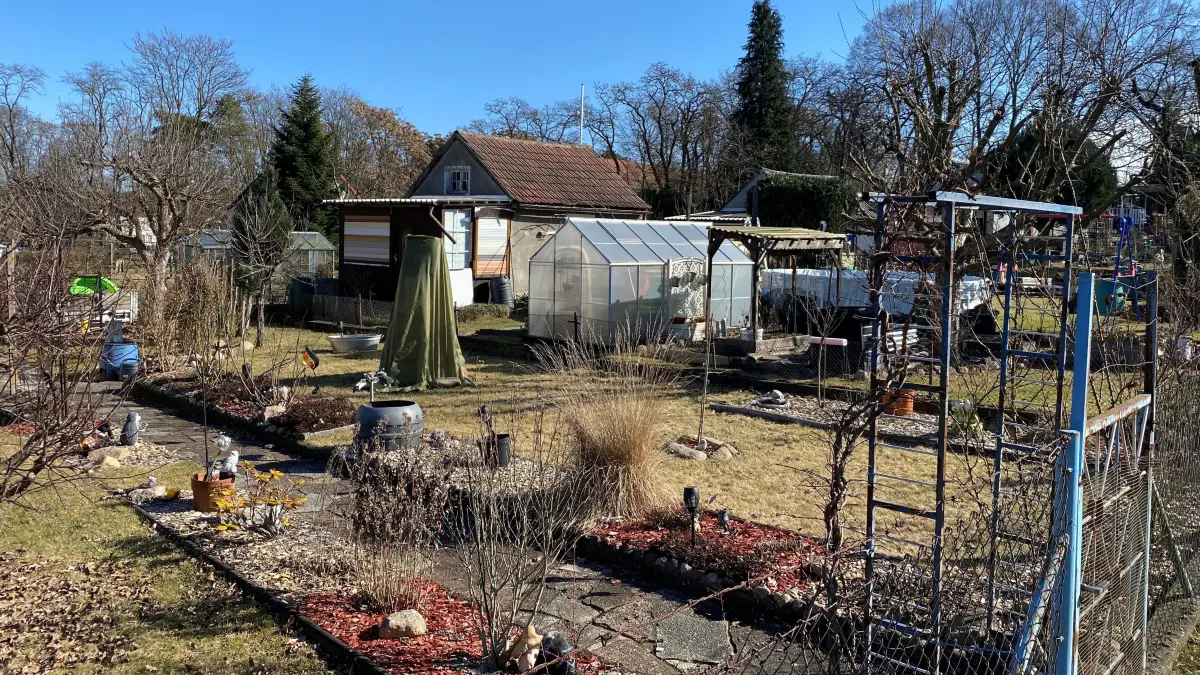Gärten in den Diehloer Bergen in Eisenhüttenstadt: So langsam erwacht die Natur aus der Winterruhe, die Gartensaison beginnt im März.