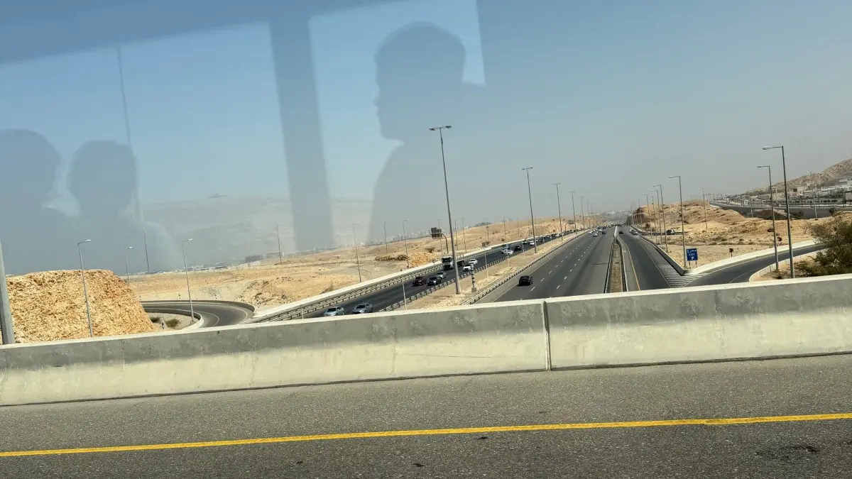 Wandlitzerin strandet wegen Krieg im nahen Osten auf der Rückreise von Phuket nach Berlin im Oman.