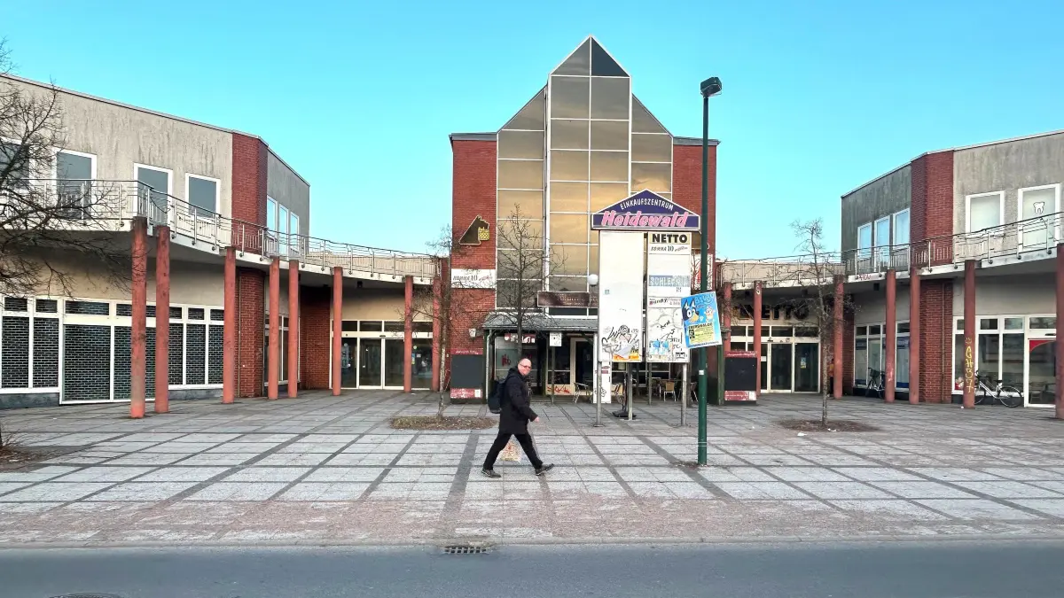 Trauerspiel in Eberswalde: Das Einkaufszentrum Heidewald im Brandenburgischen Viertel ist von Leerstand und Verfall gekennzeichnet. Und stellt dennoch für das Wohngebiet mit 7300 Einwohnern die einzige Möglichkeit der Nahversorgung dar.