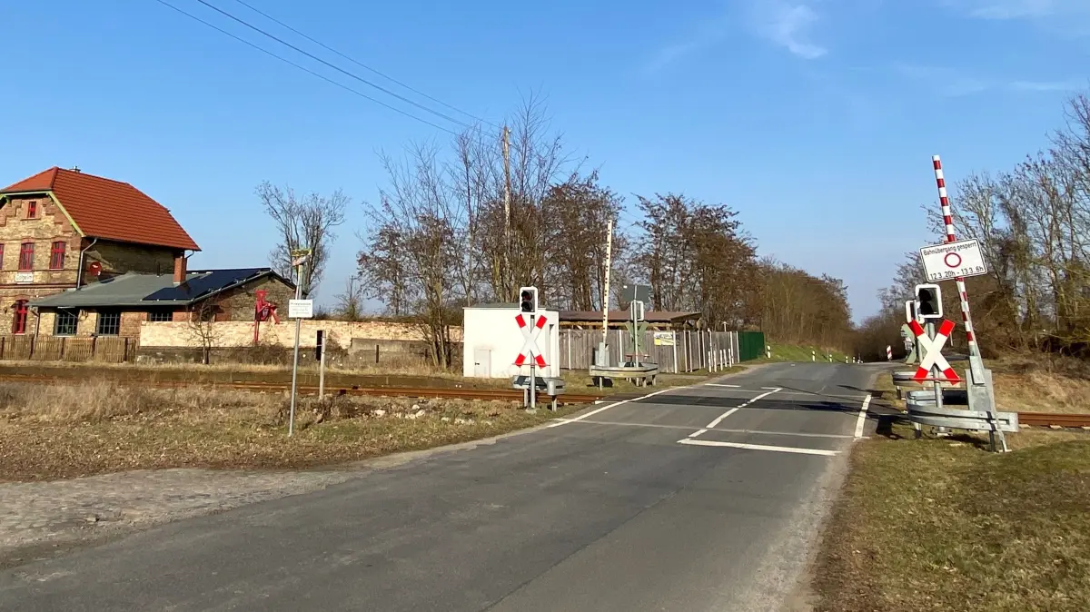 Bahnübergang Dolgelin