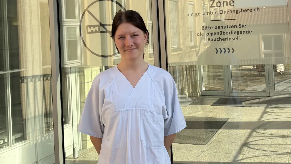 Ausbildung im Krankenhaus Wriezen: Jasmin Herzig (19) ist im zweiten Lehrjahr zur Operationstechnischen Fachangestellten (OTA)