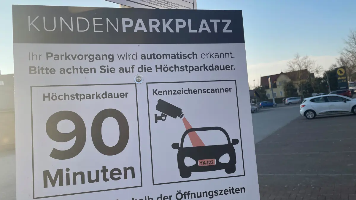 Parken in Oranienburg wird teuer, Netto engagiert private Parkraumbewirtschaftung EPM Eastrella GmbH, die erfasst Kennzeichen Autos per Video Videoüberwachung und kassiert auch außerhalb der Öffnungszeiten und an Feiertagen Sonntag ab