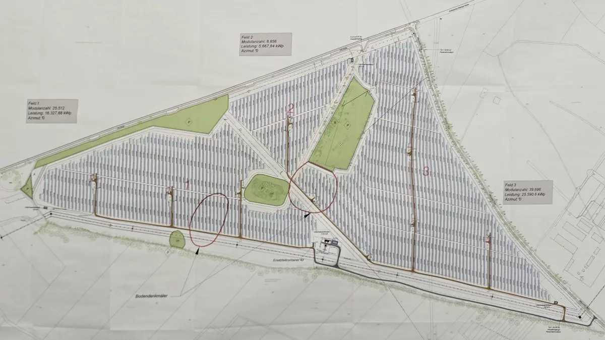 Deutschlands größte Agri-PV-Anlage entsteht am Flughafen BER. Dort wird Solar-Strom hergestellt und gleichzeitig Ackerbau betrieben.